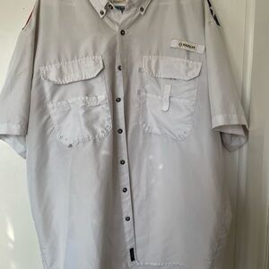 Relaxed fit with mesh